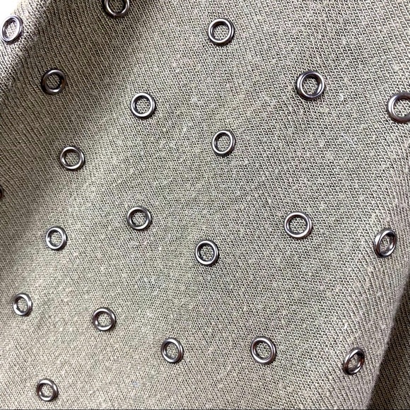 Imaginary Voyage Olive Green Sweater - Picture 6 of 7